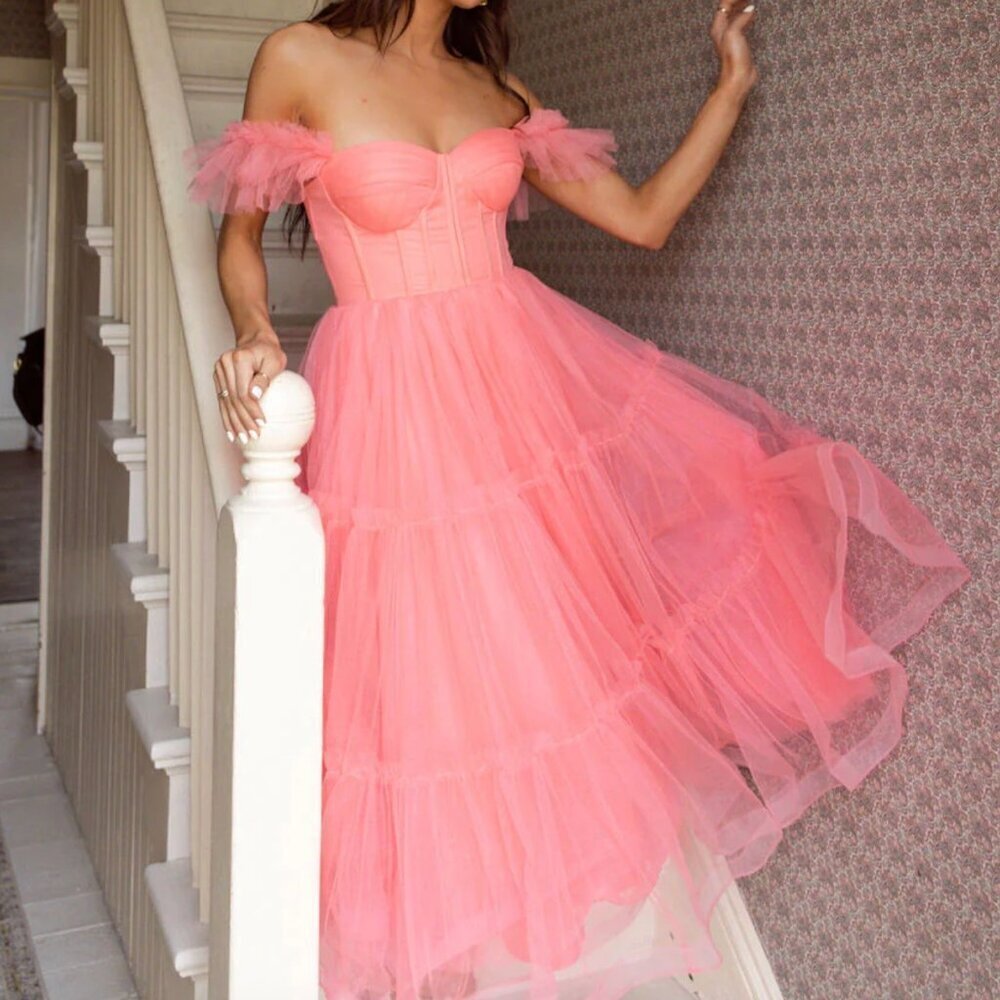 Ava Gowns Mia Dress Coral Pink Tulle Off-Shoulder Maxi Gown Size 22 Formal Prom